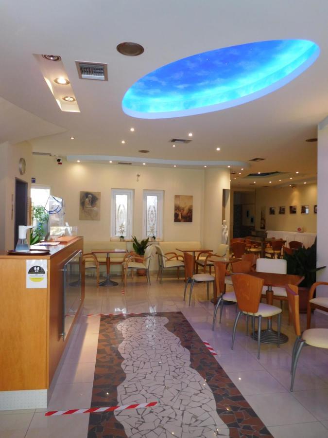 Efstratios Hotel Loutra Edipsou  Exterior foto