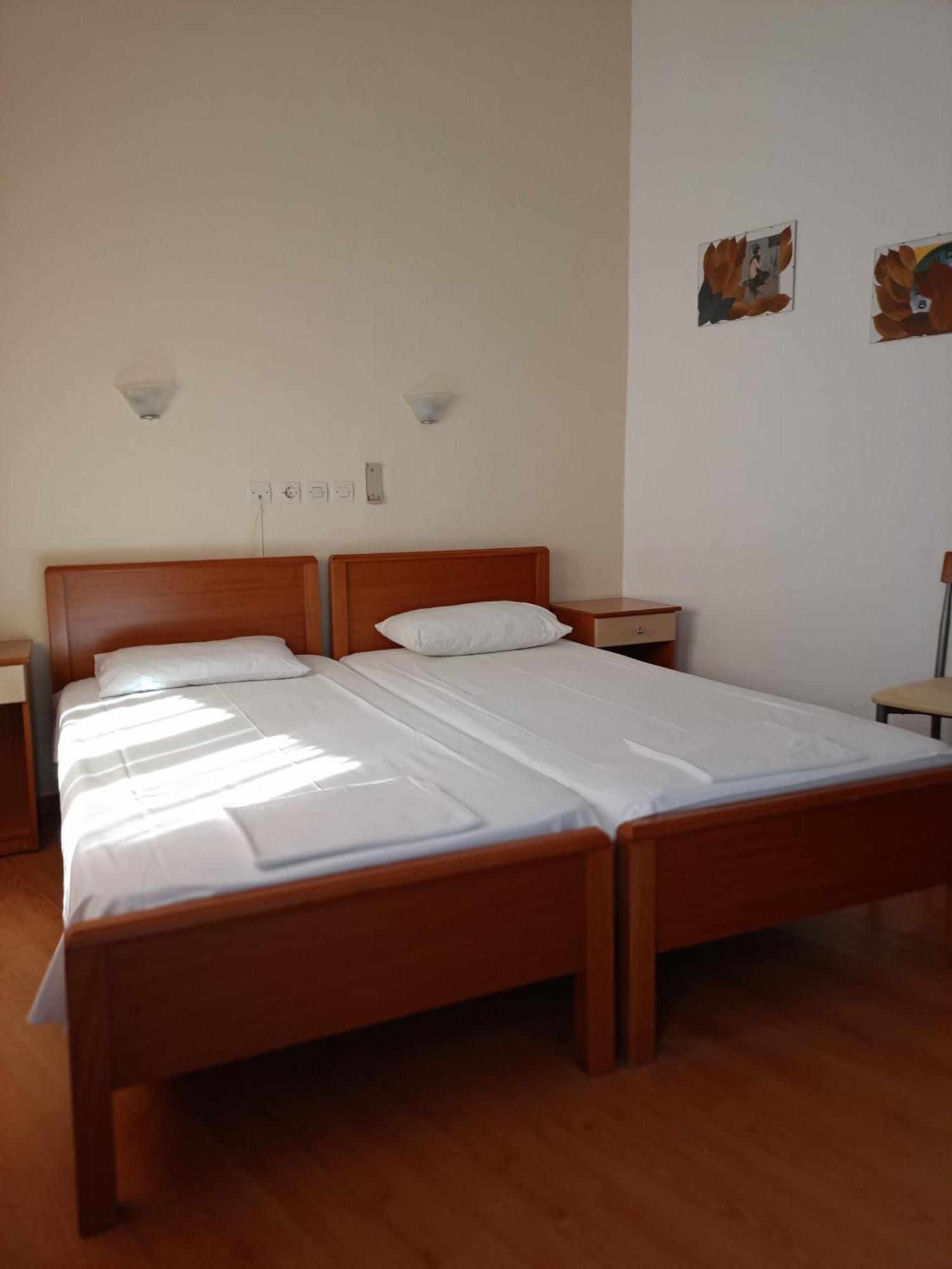 Efstratios Hotel Loutra Edipsou  Zimmer foto